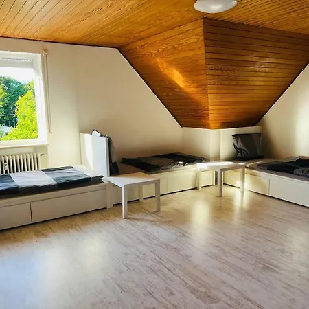 Frisch Renovierte Mit Balkon, Welden,ruhig * Welden